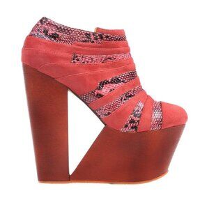 Privileged " BLUNT ARCHITECTURE " ( BRAND NEW !!! )